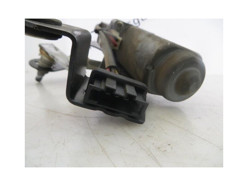 Recambio de motor limpia trasero volkswagen caddy 19 d ayq 6390cv 2002 para volkswagen caddy 1.9 d -ayq referencia OEM IAM   