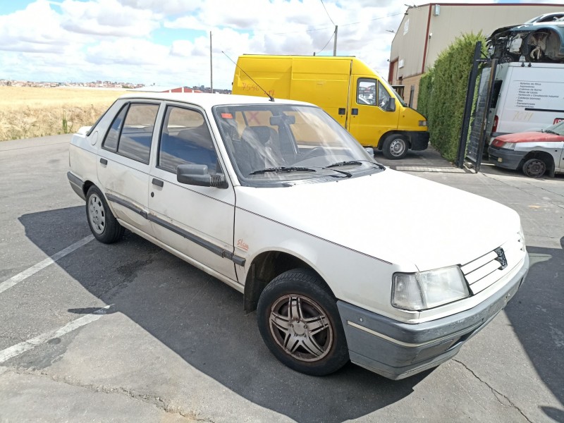 peugeot 309 del año 1990