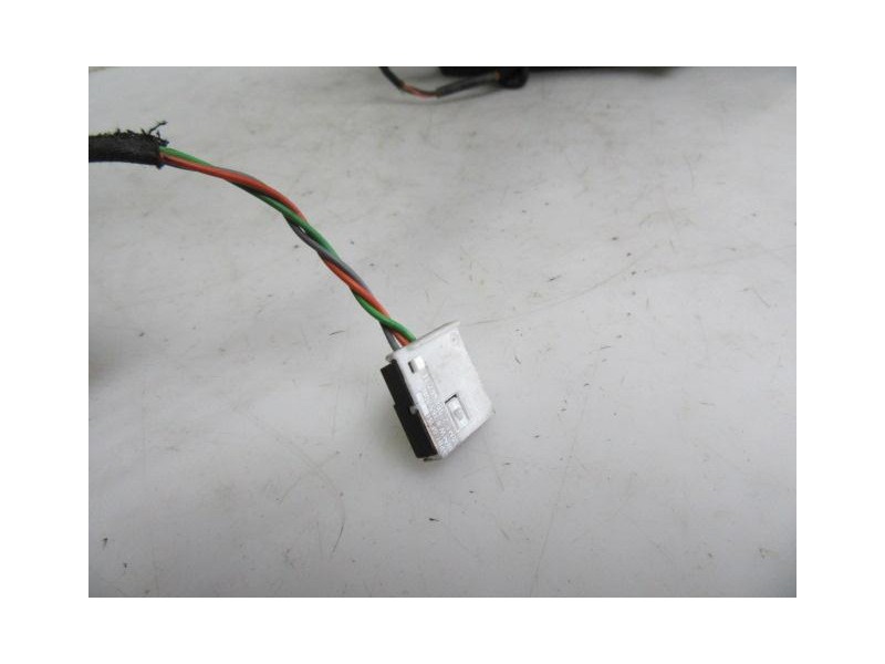 Recambio de retrovisor izq bmw 320 20 td 1999 para bmw 320 2.0 td referencia OEM IAM   