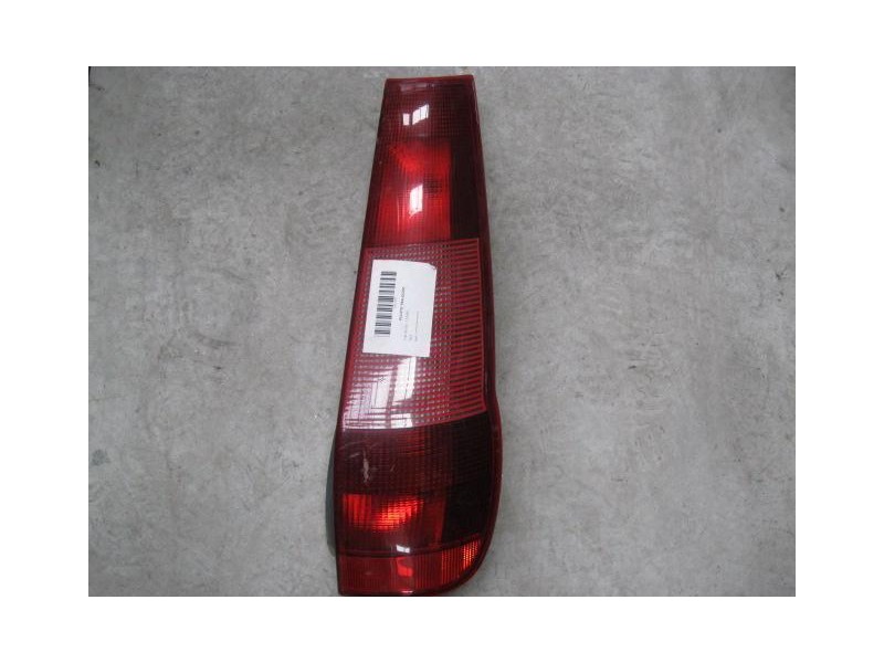 Recambio de piloto trasero derecho para fiat punto 1.1 g referencia OEM IAM   