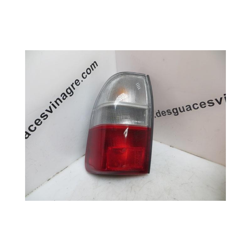 Recambio de piloto trasero izquierdo para mitsubishi l 200 (k60t) 2.5 diesel referencia OEM IAM BLANCOYROJO  