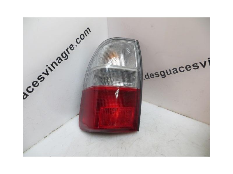 Recambio de piloto trasero izquierdo para mitsubishi l 200 (k60t) 2.5 diesel referencia OEM IAM BLANCOYROJO  