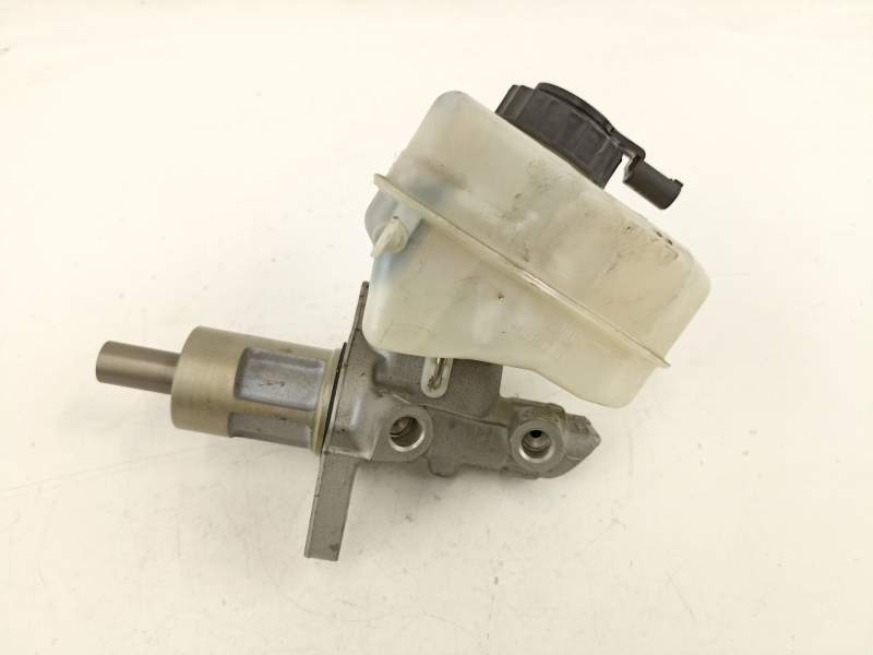 Recambio de bomba de freno para bmw serie 1 coupe (e82) 123d referencia OEM IAM 34336785664 03350886541 