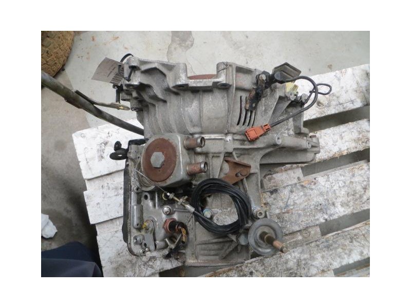 Recambio de caja cambios automatico citroen xantia 18 g 1995 para citroen xantia 1.8 g-lfz referencia OEM IAM 4HP-14  