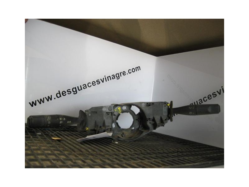 Recambio de mando luces y limpias peugeot 306 g 0 para peugeot 306 1.4 g referencia OEM IAM LOS_DOS  
