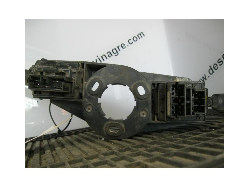 Recambio de mando luces y limpias peugeot 106 g 0 para peugeot 106 0.9 g referencia OEM IAM LOS-DOS  