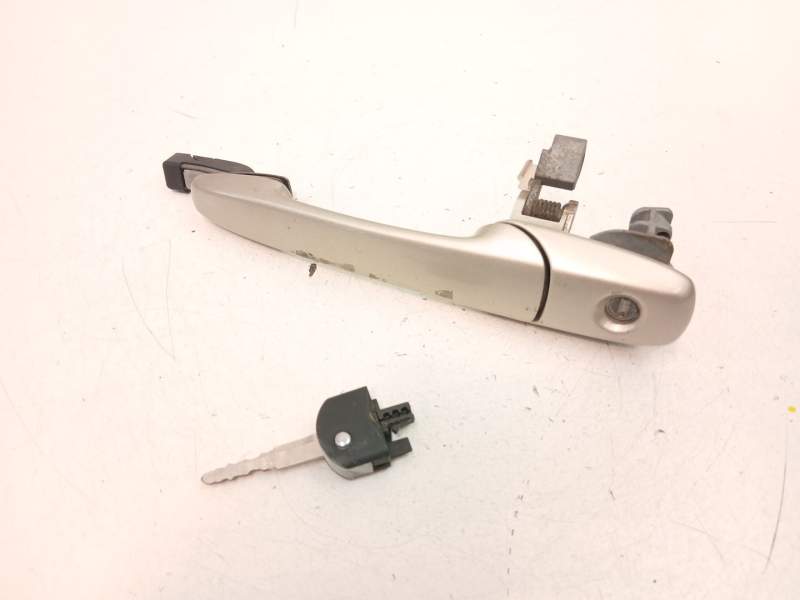 Recambio de manilla delantera izquierda para mazda 3 (bk) 1.6 di turbo referencia OEM IAM GJ6A59410E28  