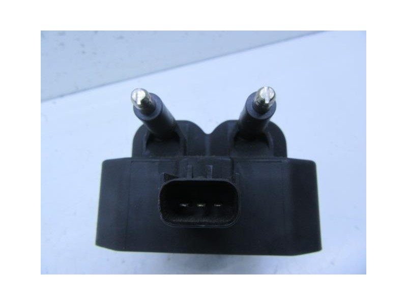Recambio de bobina chrysler stratus 20 gasolina 1999 para chrysler stratus 2.0 g referencia OEM IAM 05269670  