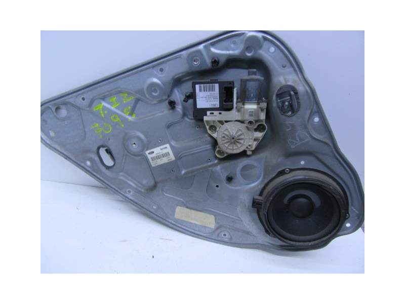 Recambio de elevalunas trasero izquierdo para ford focus 2.0 tdci referencia OEM IAM 1698425  