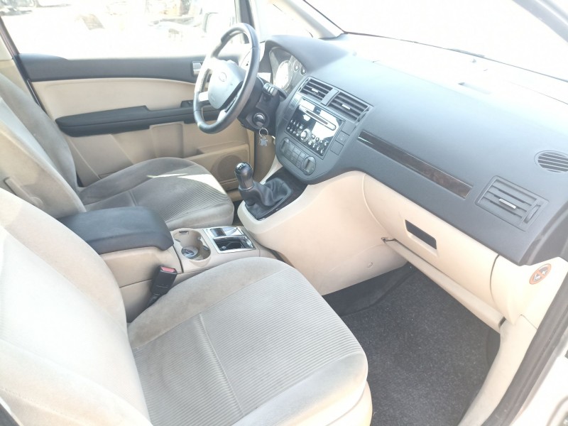 ford focus c-max del año 2004