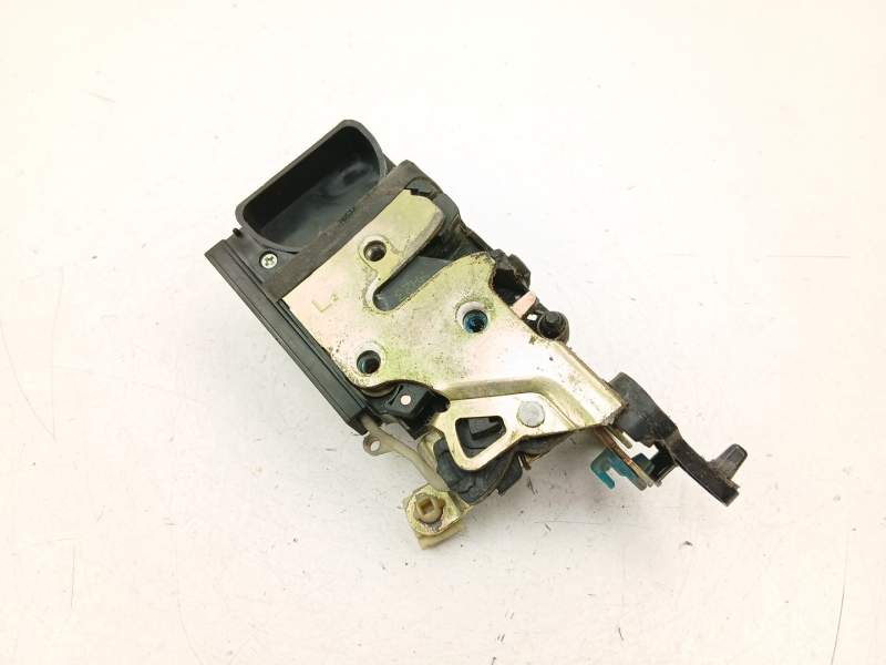 Recambio de cerradura puerta trasera izquierda para daewoo lanos (klat) 1.3 referencia OEM IAM 96305413  