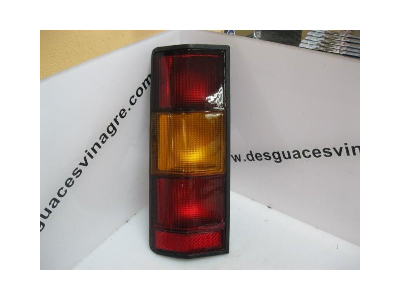 Recambio de piloto trasero derecho para renault express 1.9 d -f8c referencia OEM IAM NUEVO  