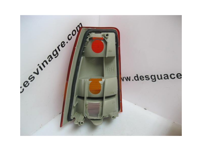 Recambio de piloto trasero derecho para opel kadett 1.6 g referencia OEM IAM NUEVO  