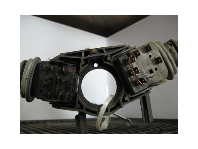 Recambio de mando luces y limpias opel calibra 20 16v 1991 para opel calibra 2.0 g ( c20xe ) referencia OEM IAM   