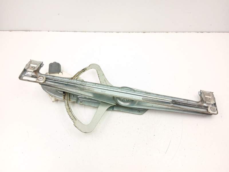 Recambio de elevalunas delantero izquierdo para ford focus ii (da_, hcp, dp) 1.8 tdci referencia OEM IAM 4M51B23201BG  