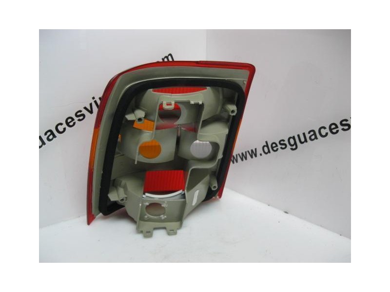 Recambio de piloto trasero derecho para opel vectra a fastback (88_, 89_) 1.8 i cat referencia OEM IAM NUEVO  
