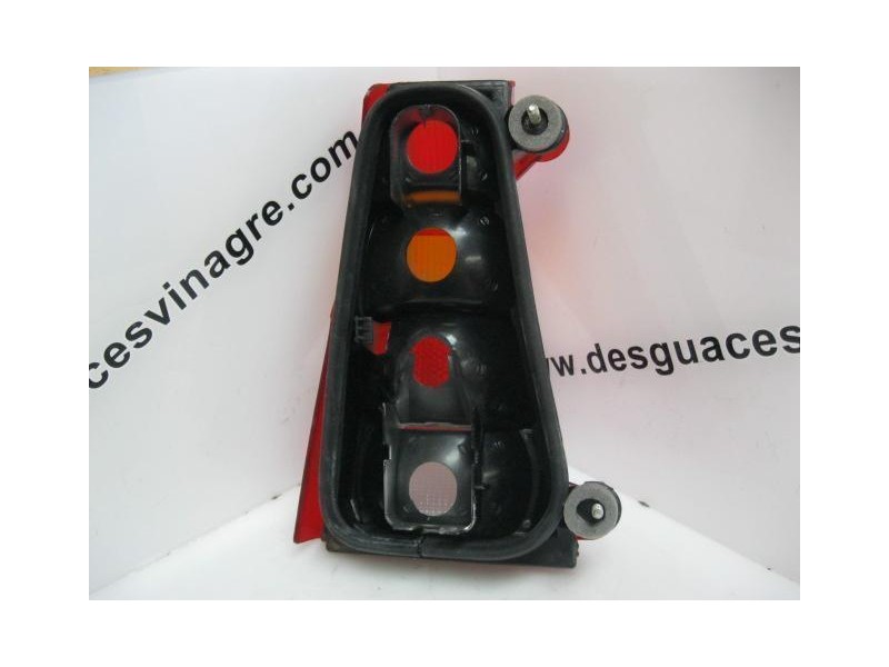 Recambio de piloto trasero derecho para citroen ax 1.1 g-h1a referencia OEM IAM NUEVO  