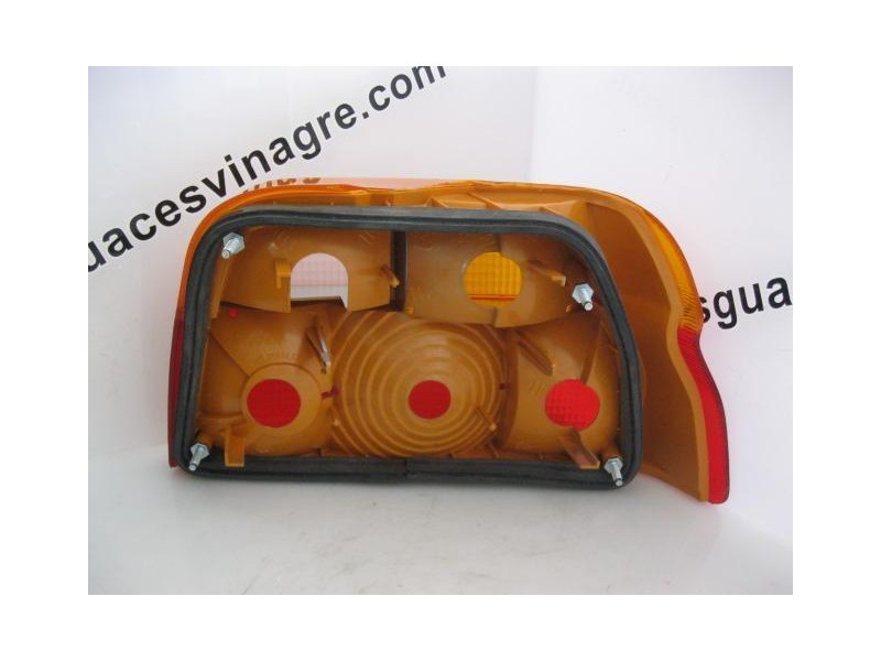 Recambio de piloto trasero izquierdo para ford escort 1.6 g referencia OEM IAM NUEVO  