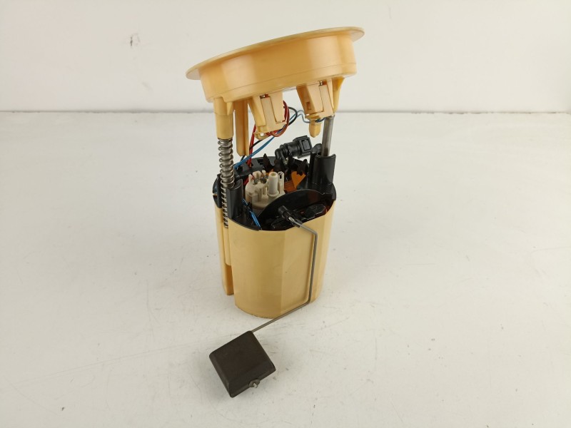 Recambio de bomba combustible aforador para bmw serie 1 coupe (e82) 123d referencia OEM IAM 7190943 A2C53215722 