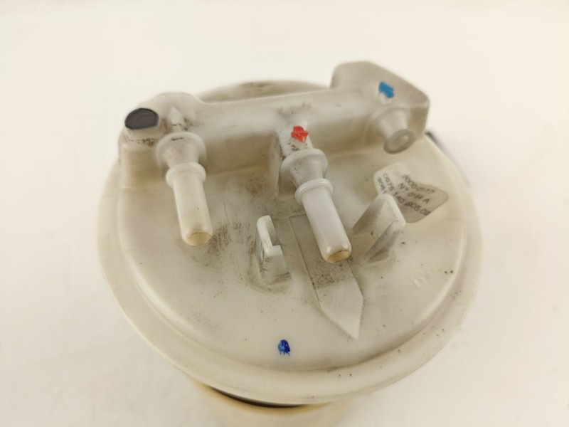 Recambio de bomba combustible aforador para volvo s40 berlina 1.6 cat referencia OEM IAM 30613799 09751409905 