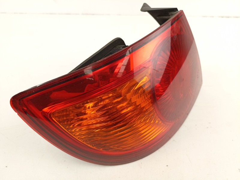 Recambio de piloto trasero izquierdo para hyundai elantra 1.6 g (107,41cv 1.6 g 5p referencia OEM IAM 924012D210  