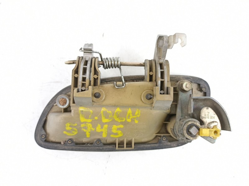 Recambio de manilla delantera derecha para hyundai elantra 1.6 g (107,41cv 1.6 g 5p referencia OEM IAM 826602D010  