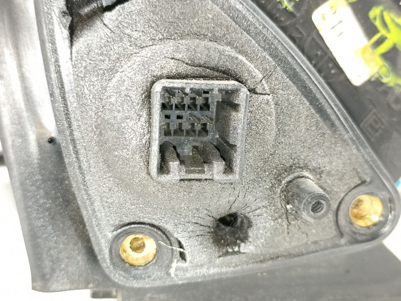 Recambio de retrovisor izquierdo para hyundai elantra 1.6 g referencia OEM IAM 876102D320  