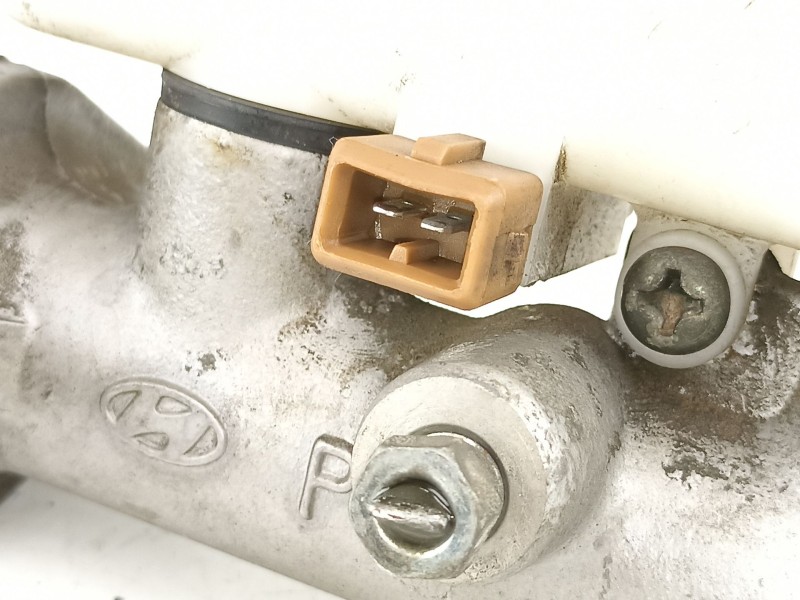 Recambio de bomba de freno para hyundai elantra 2.0 d -4ea referencia OEM IAM 585102D300 BM111053 