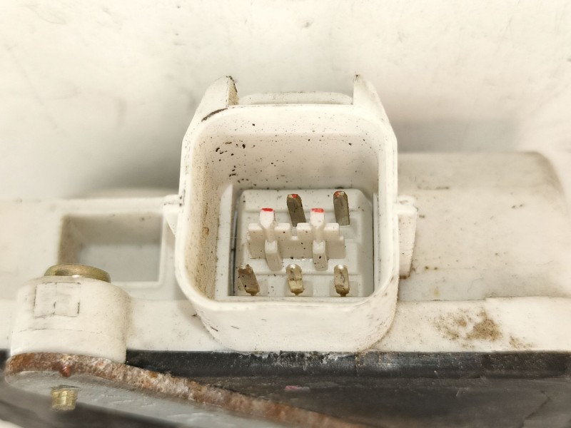 Recambio de cerradura puerta trasera izquierda para hyundai elantra 1.6 g referencia OEM IAM 814102D001  