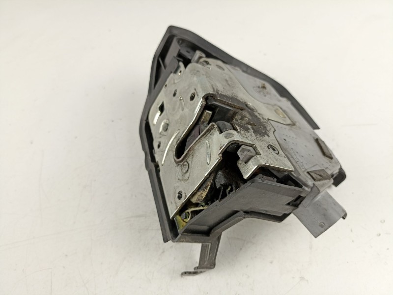 Recambio de cerradura puerta delantera izquierda para bmw serie 3 compact (e46) 318d referencia OEM IAM 8253431  