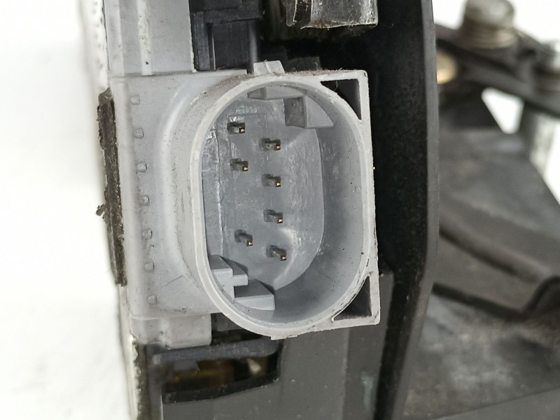 Recambio de cerradura puerta delantera izquierda para bmw serie 3 compact (e46) 318d referencia OEM IAM 8253431  