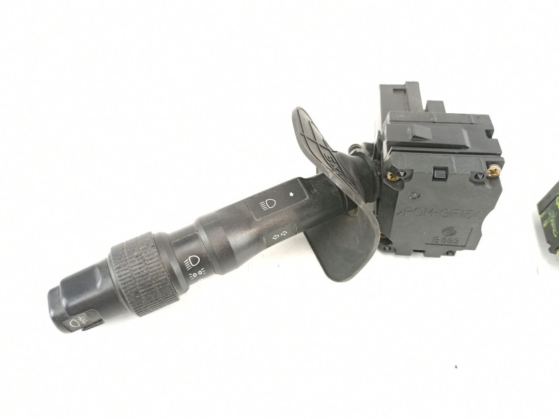 Recambio de mando luces y limpias para lancia dedra berl. 1.8 cat referencia OEM IAM 710375080  