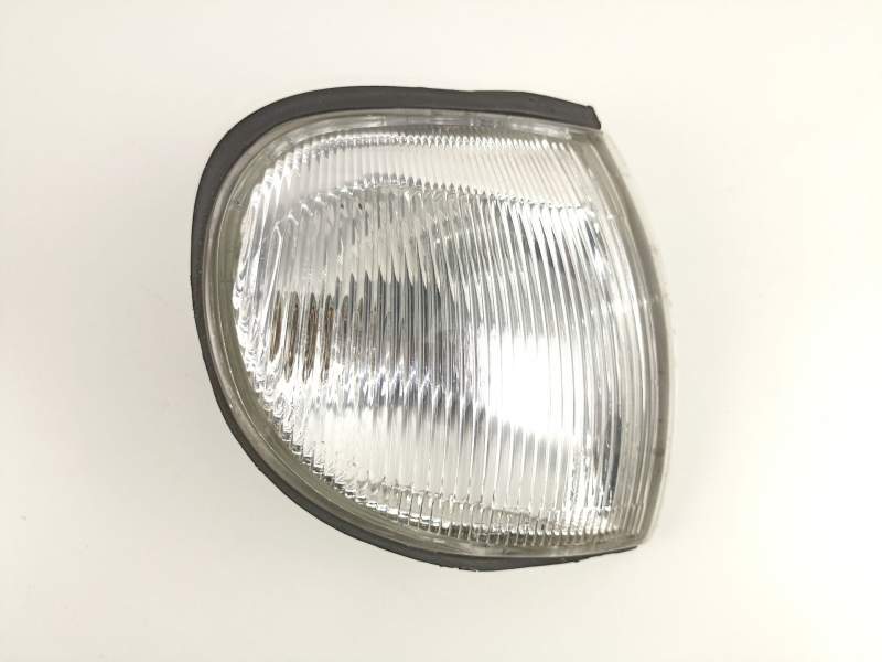 Recambio de piloto delantero derecho para nissan serena (c23m) 2.3 invitation d referencia OEM IAM 261309C000 082151574RF 