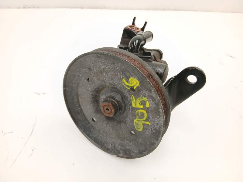 Recambio de bomba direccion para nissan terrano ii (r20) 2.7 tdi 4wd referencia OEM IAM 491107F700  