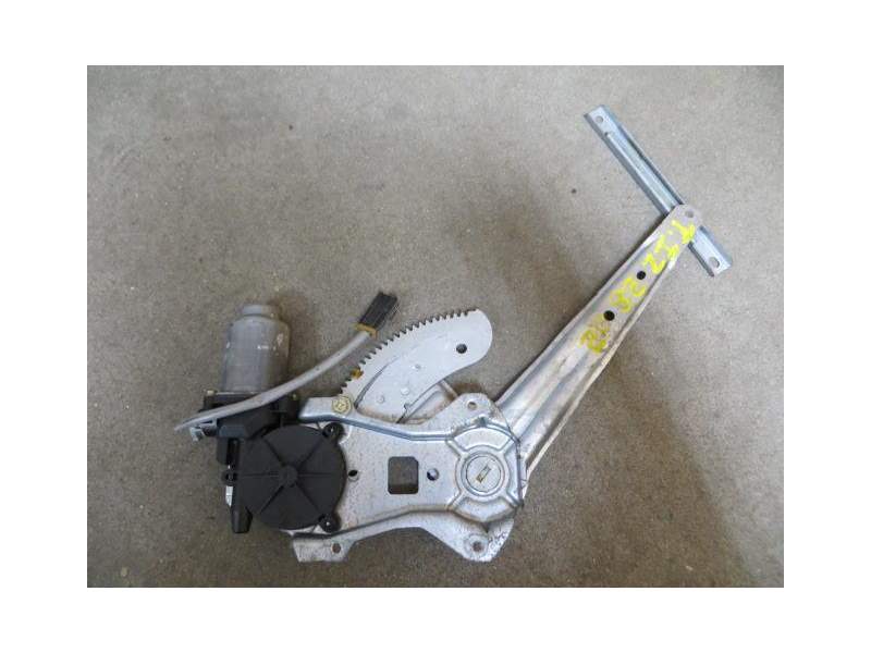 Recambio de elevalunas trasero izquierdo para nissan almera 2.2 td-yd22 ( 110,16cv) referencia OEM IAM ELECTRICO  