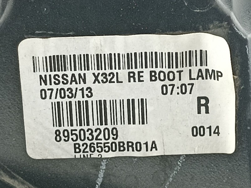 Recambio de piloto porton derecho para nissan qashqai (j10) acenta referencia OEM IAM 26550BR01A  