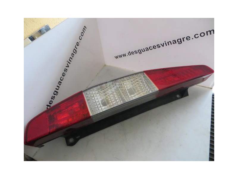 Recambio de piloto trasero izquierdo para fiat doblo 1.2 g 223a500 65cv referencia OEM IAM   