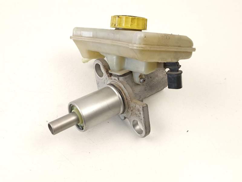 Recambio de bomba de freno para seat exeo st (3r5) 2.0 tdi referencia OEM IAM 8E0611021  