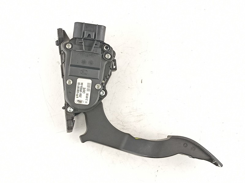Recambio de potenciometro aceleracion para ford fiesta (cbk) futura referencia OEM IAM 1530737 6PV00856700 2S619F836AA