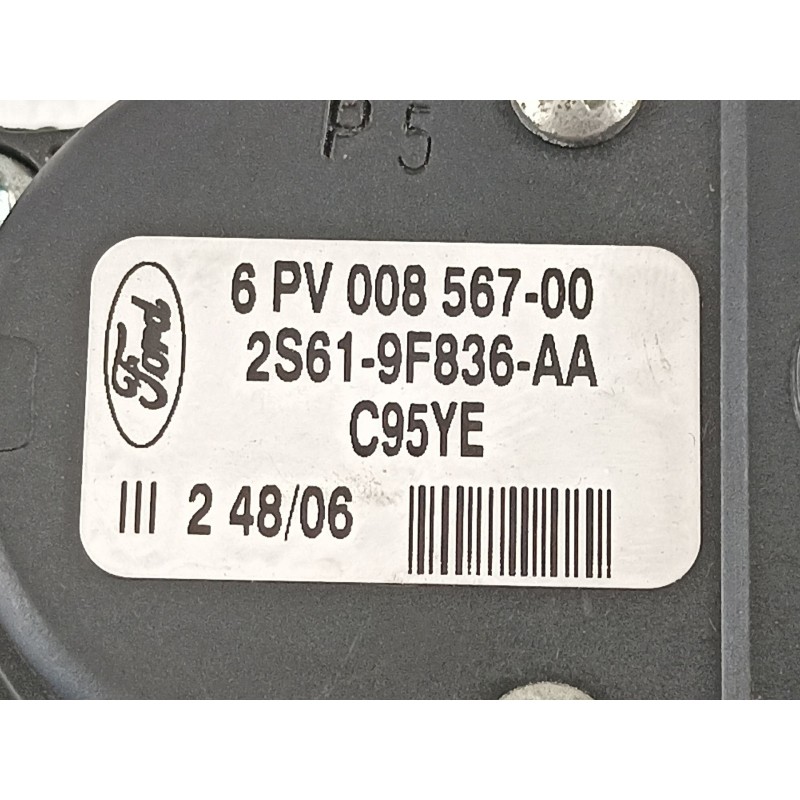 Recambio de potenciometro aceleracion para ford fiesta (cbk) futura referencia OEM IAM 1530737 6PV00856700 2S619F836AA