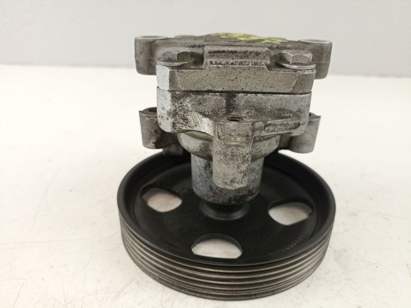 Recambio de bomba direccion para ford fiesta (cbk) futura referencia OEM IAM 1416165 1755033 