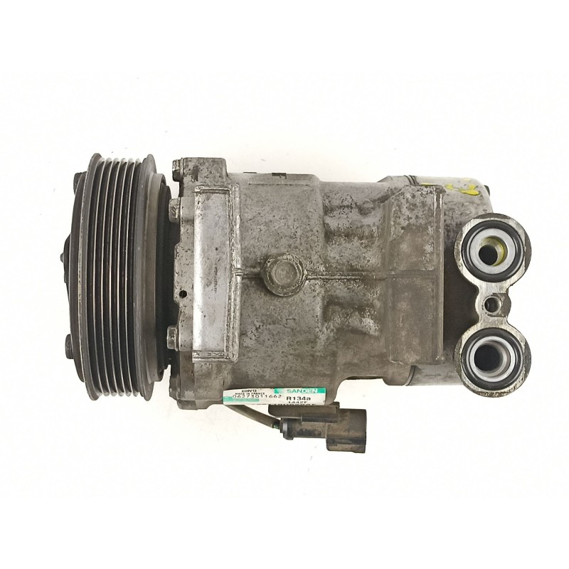 Recambio de compresor aire acondicionado para ford fiesta (cbk) futura referencia OEM IAM 1500822 2S6119D629AE 