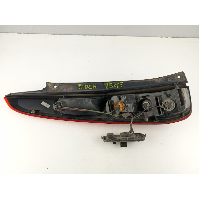 Recambio de piloto trasero derecho para ford fiesta (cbk) futura referencia OEM IAM 1437625  