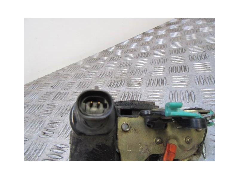 Recambio de cerradura pta. del. izq. : chrysler stratus : 2.0 g (119,64cv) [1999] para chrysler stratus 2.0 g referencia OEM IAM