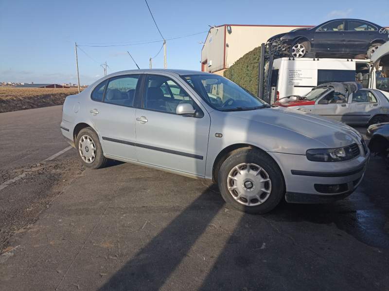 SEAT TOLEDO (1M2)