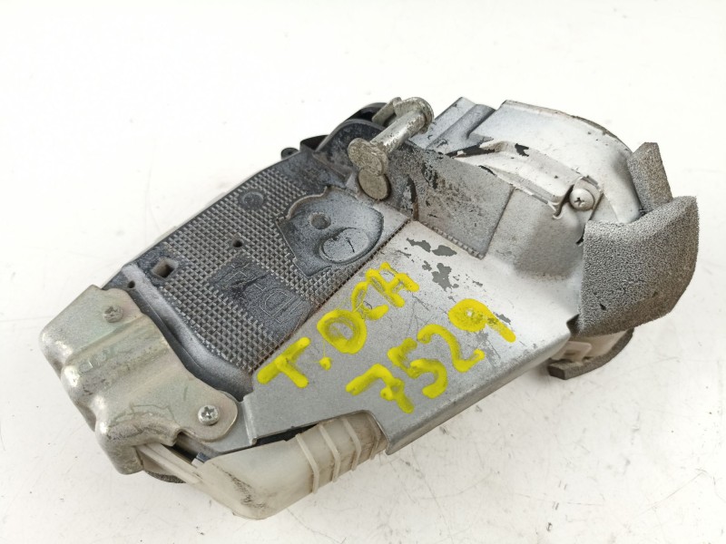 Recambio de cerradura puerta trasera derecha para toyota prius zvw30 prius advance referencia OEM IAM 6905047070  