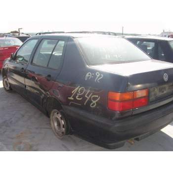 VOLKSWAGEN VENTO (1H2)
