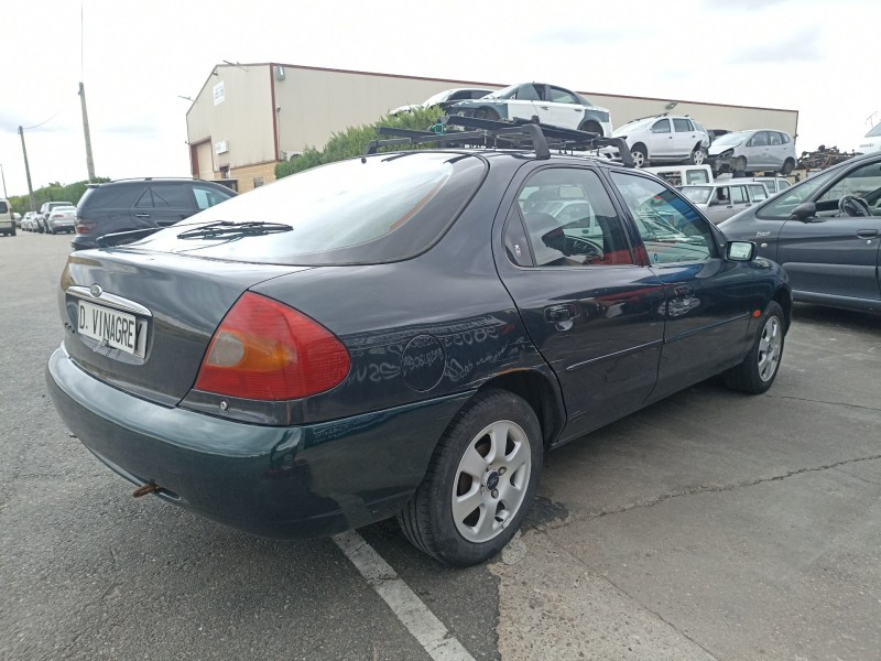 ford mondeo berlina (gd) del año 1996