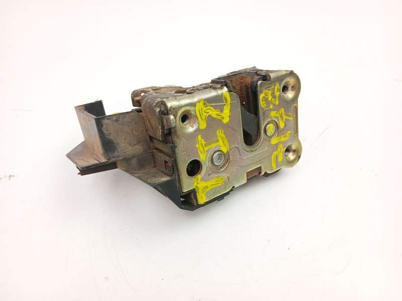 Recambio de cerradura puerta trasera izquierda para renault laguna 1.8 g referencia OEM IAM 7701038439  