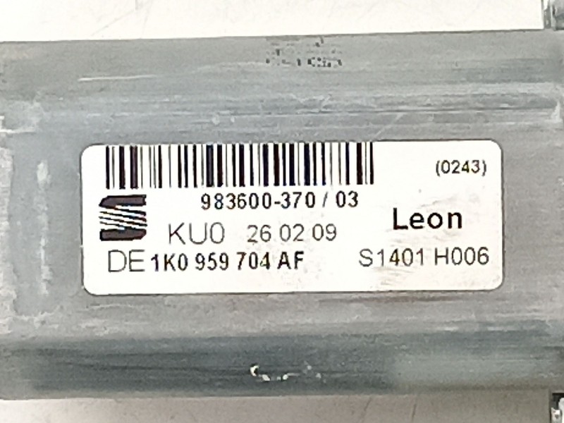 Recambio de elevalunas trasero derecho para seat leon (1p1) reference referencia OEM IAM 1P0839462A 1K0959704AF 